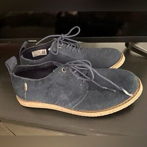 BNWOBox Navy Boys shoes